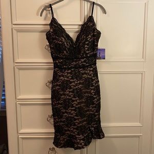 Black & Nude Lace Mid-Length Dress
